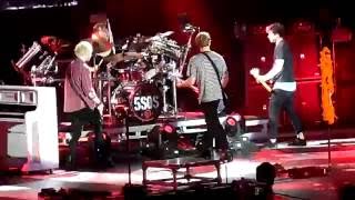 5SOS Permanent Vacation Live (Amsterdam 22-05-16)