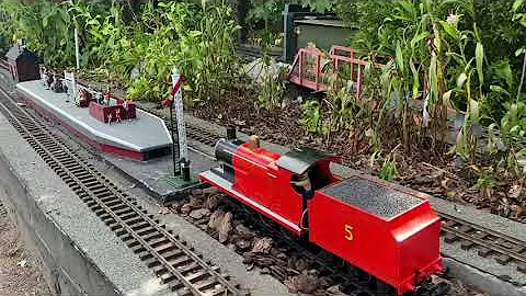 St. Albans South Signal Box garden railway (24/7/22)