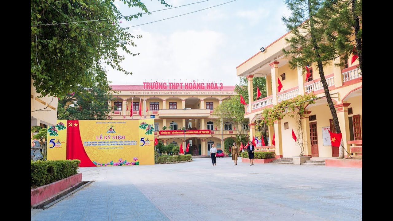 ĐÊM VĂN NGHỆ CHÀO MỪNG KỶ NIỆM 50 NĂM THÀNH LẬP TRƯỜNG THPT HOẰNG HÓA 3