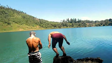 Beautiful Lake Ekari, Upper Mendi, SHP, Papua New Guinea