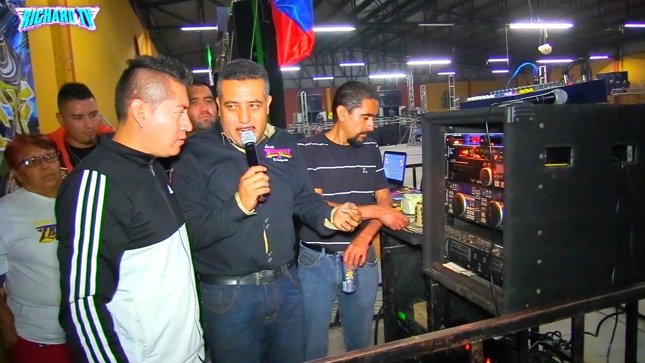 ASI ES EL EQUIPO DE SONIDO FRENETICO SALON MARGARITAS LEON GUANAJUATO sonido bleach