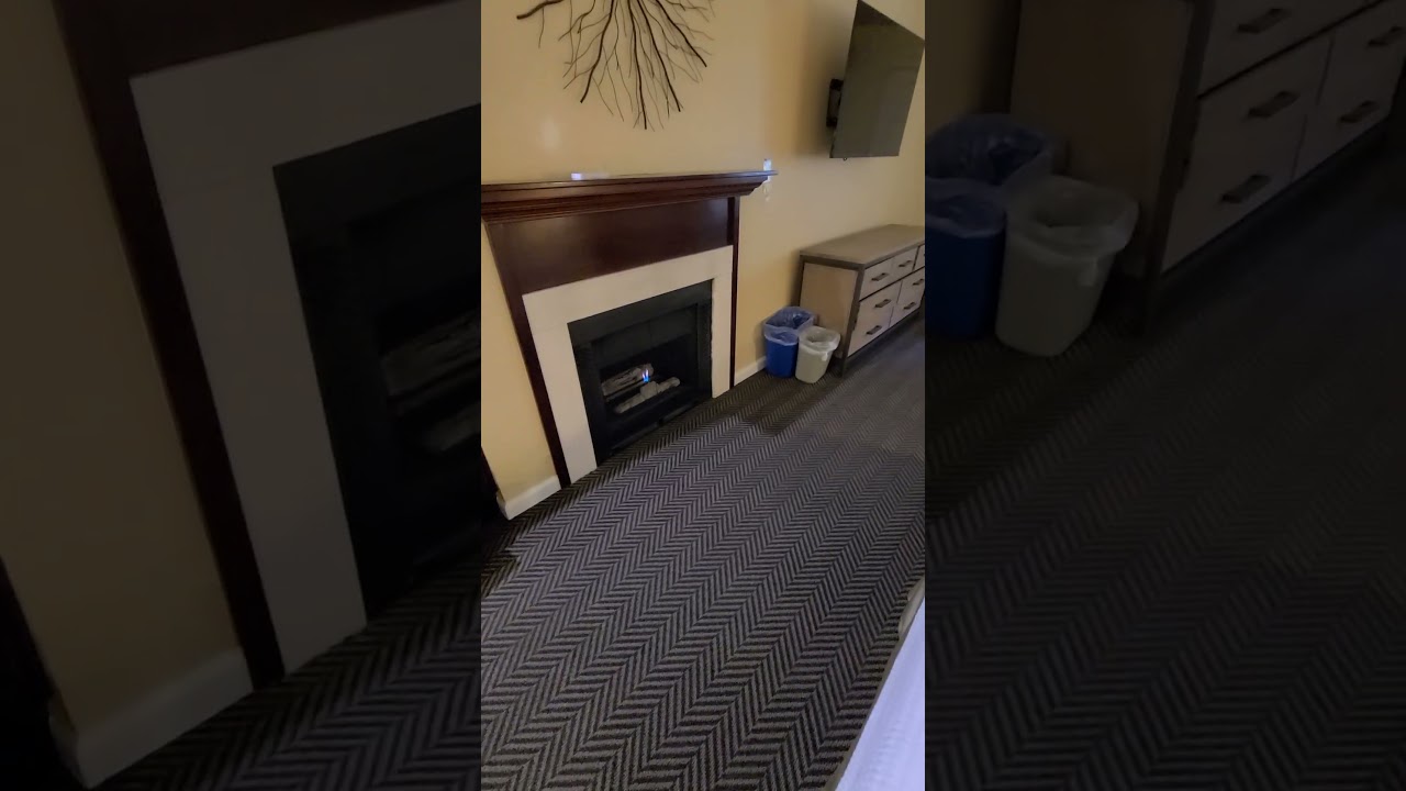 Yosemite view lodge stay King room with balcony