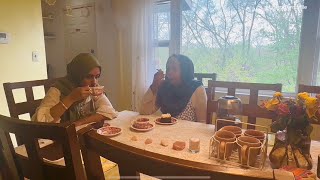 HOMEMAKER TEACHES HER TEENAGE DAUGHTER #momlife #homemaker #teaching #housewifeblog