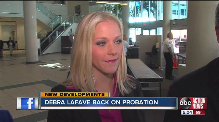 Judge puts Debra LaFave back on probation