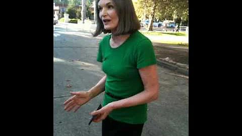 laura wells arrested at debate.mov