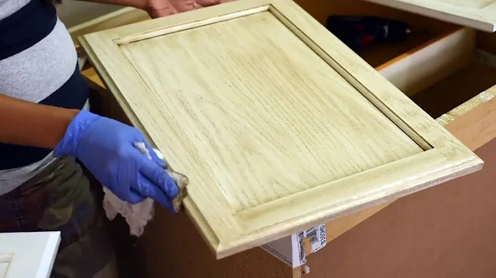 Rustoleum 258109 Light Tint Small Cabinet Transformation Kit