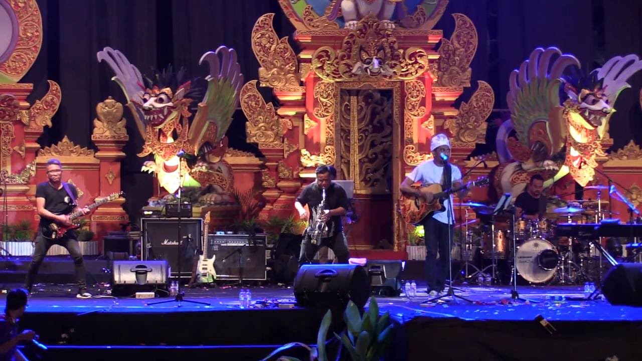 Glenn Fredly & The Bakuucakar - My Everything ~ Happy Sunday @ Sanur Village Festival 2016 [HD]