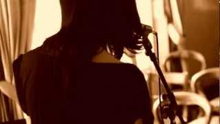 Kimbra- Settle Down (unsettled version)