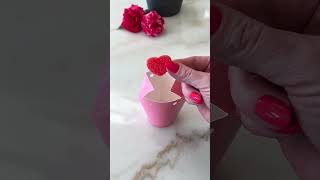 How to transform a paper cup to gift treats! 💘 #valentinesgift #valentinesday #candy