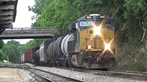 CSX ES44AH 984 w/ Weird K5LA Leads Manifest Q582-25 on 6/27/21 (Part 2)