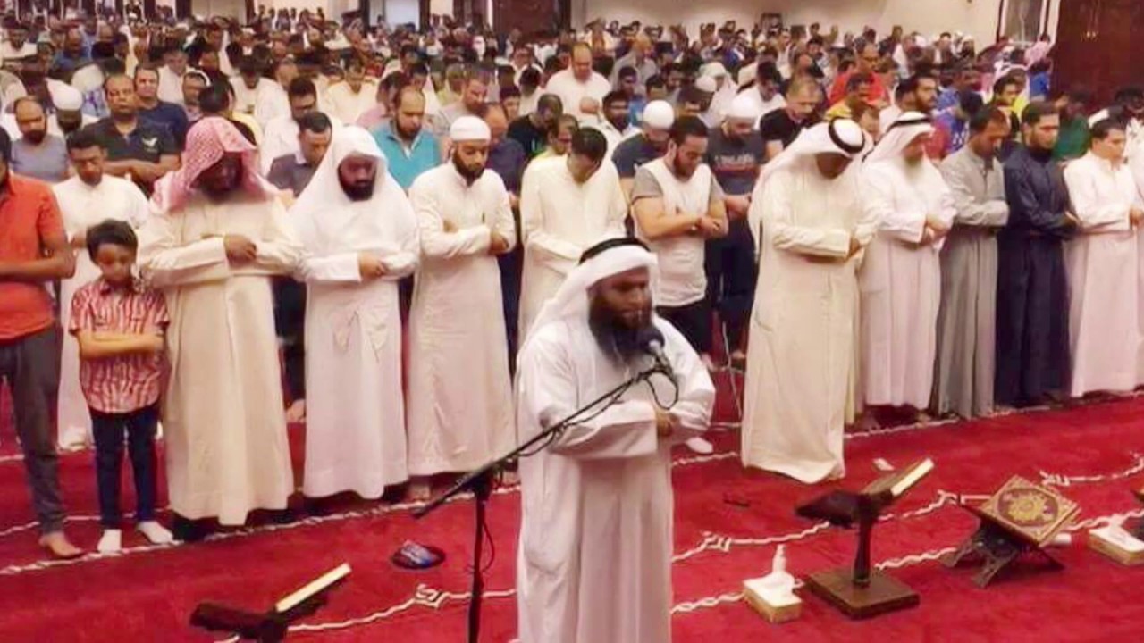 الركعة الثالثة والرابعة من صلاة التراويح مسجد الراشدالعديليةالكويت.1438.2017  /القارئ / رامي شوشه