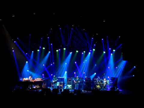 Phish: "Let It Loose" (SBD) 8-16-11 @ UIC Pavilion - Chicago, IL