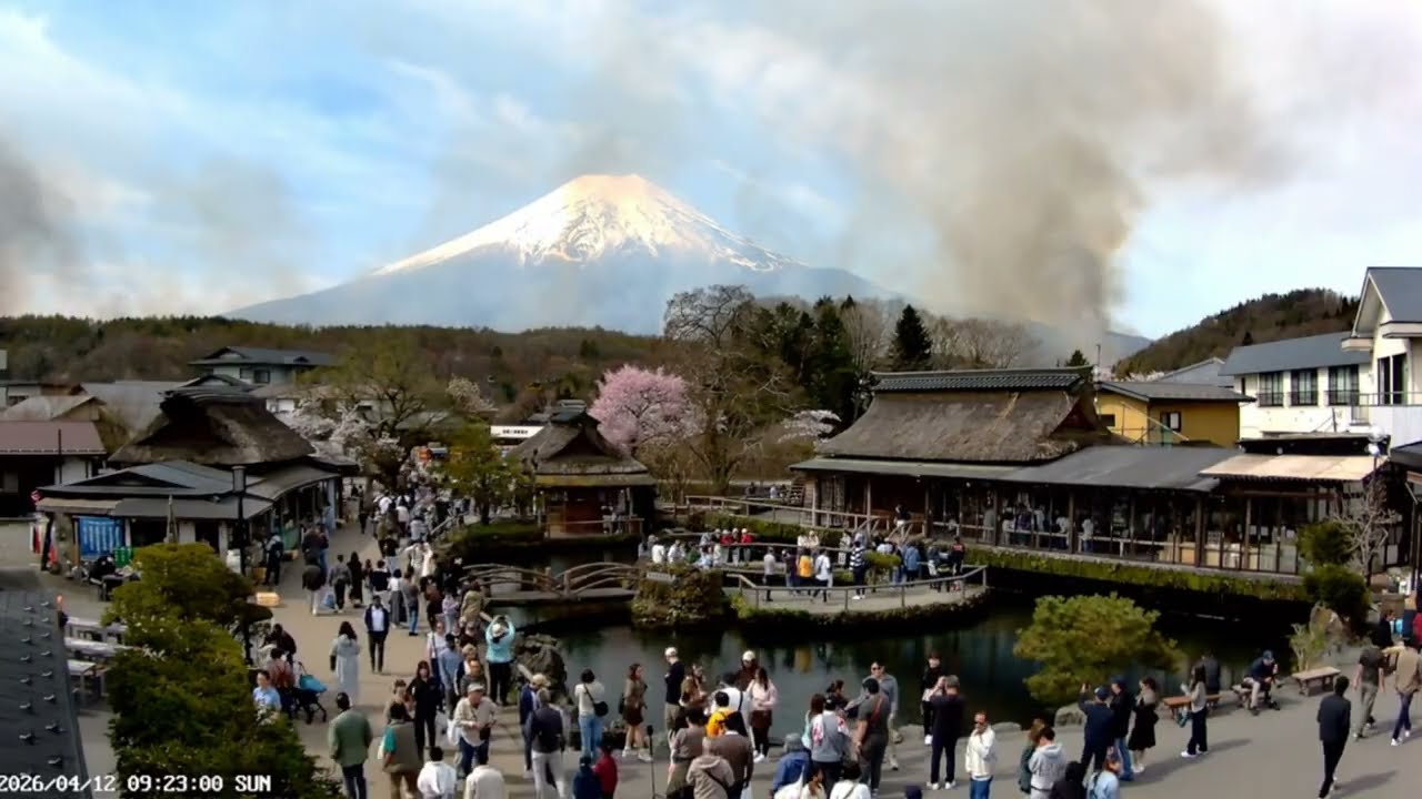 忍野八海から見た富士山火入れの日ライブカメラのタイムラプス 2026年4