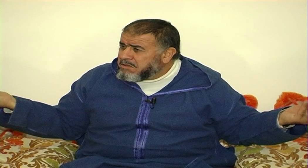 الشيخ عبد الله نهاري :  هل تجوز الصلاة على السكران والمنتحر ؟