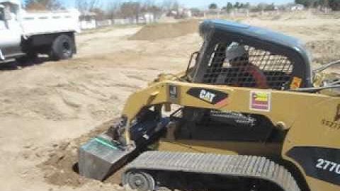 Front Bucket Skills with Evan Bedford