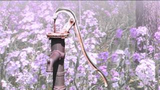 St Elmos Fire Love Theme
A Spadecaller Video with the art and photography of Matthew Schwartz in accompaniment with the music from St. Elmos Fire - the love theme. St Elmos Fire Love Theme