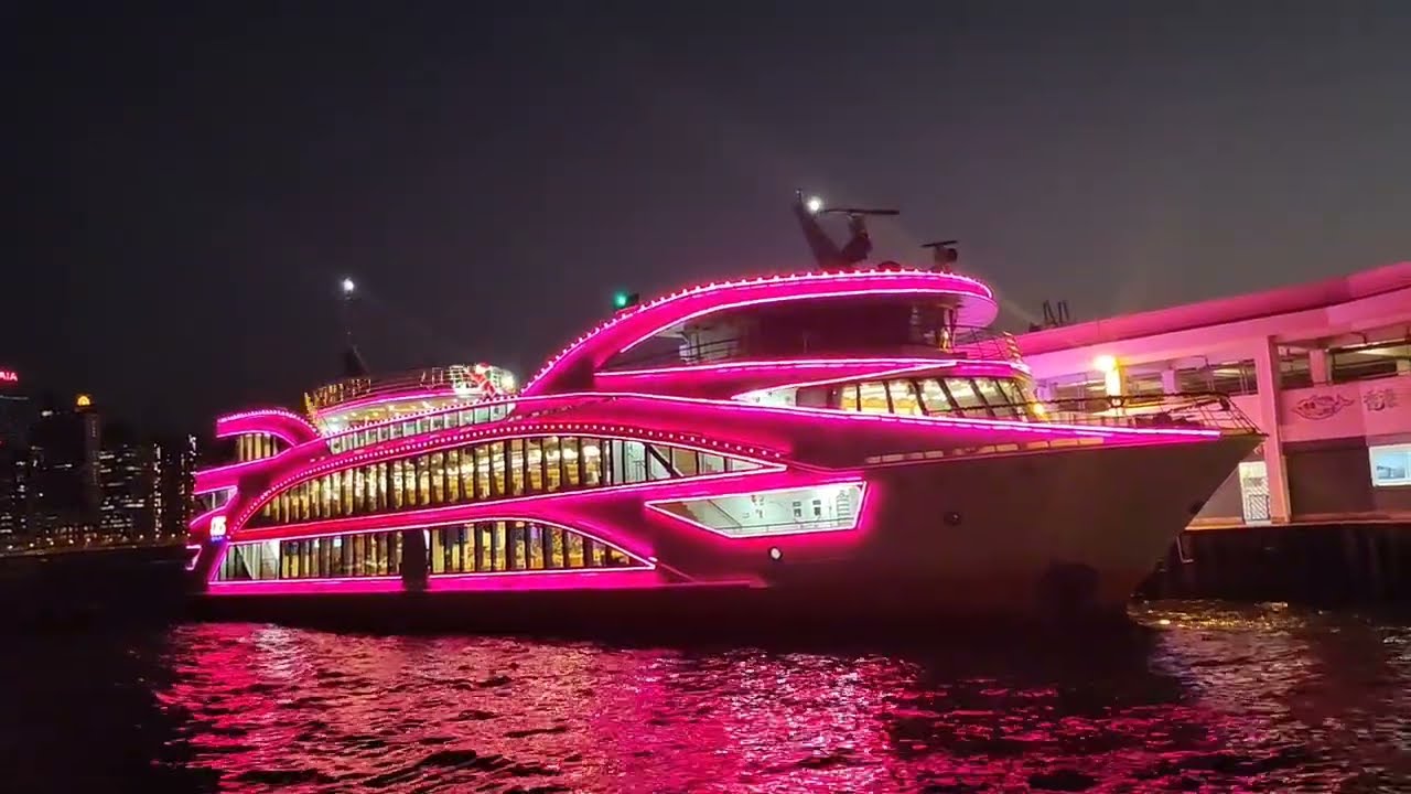 Harbour Cruise Oriented Pearl Hongkong