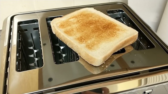4 Slice Buckingham Toaster by Russell Hobbs