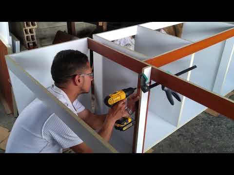 Video: Cocina de un tablero de muebles con tus propias manos. Instrucciones para la fabricación de muebles de cocina