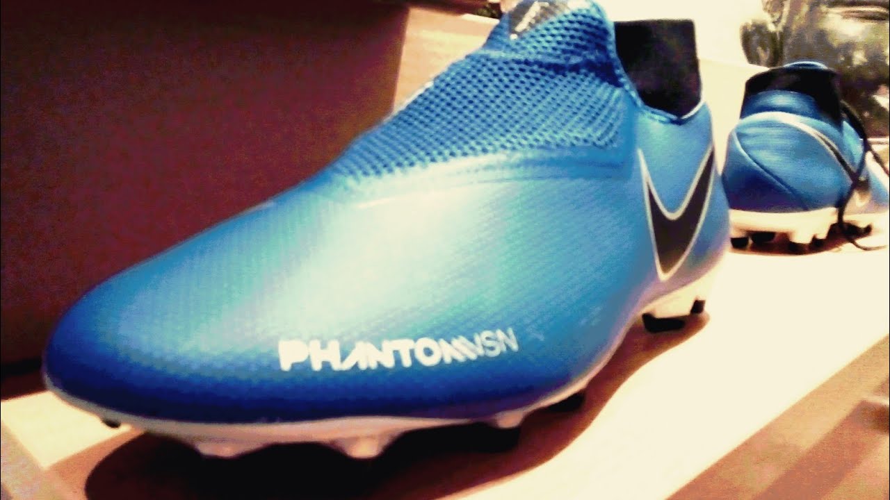 Nike chaussures football Sans lacets 2019