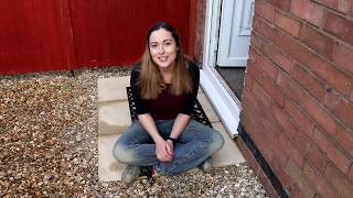 Laying Front Door Patio Slabs DIY | The Carpenter's Daughter