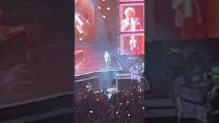 Rod Stewart - You Wear It Well - London O2 Arena - 22-11-22