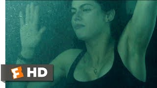 San andreas - don't you quit on me: ray (dwayne johnson) races to save
blake (alexandra daddario) from drowning. buy the movie:
https://www.fandangonow.com/d...