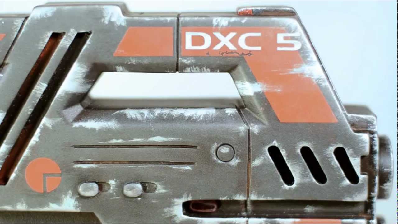 Mass Effect - M-6 Carnifex - Replica Prop