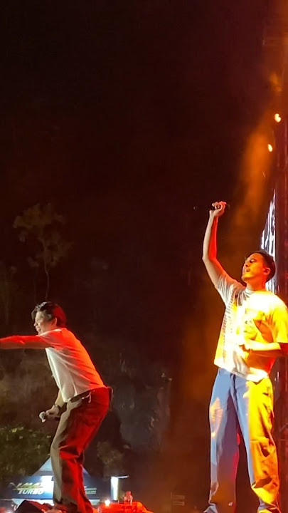 Juicy Luicy ft. Adrian Khalif Live at Merdeka Fest Bali 2024 #juicyluicy #sialan