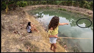 INCRÍVEL O TAMANHO DO PEIXE QUE APARECEU AQUI NESSE TANQUE.@izabellypretti387