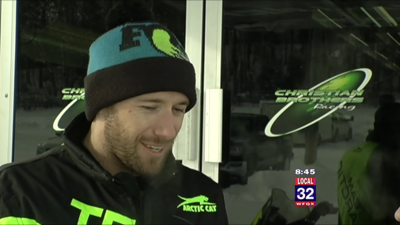 I500 Snowmobile Race in Sault Ste. Marie YouTube