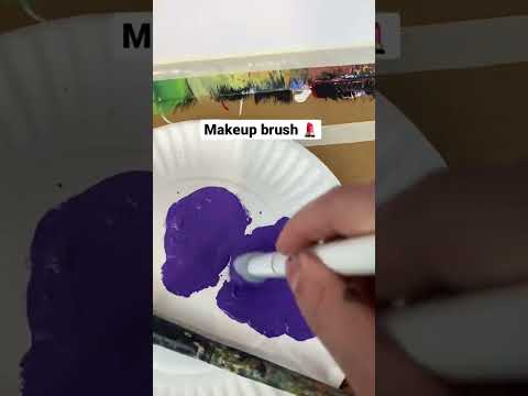 Comparing makeup brushes vs paint brushes for painting 🤔🖌 #art #artist #painting #lifehack