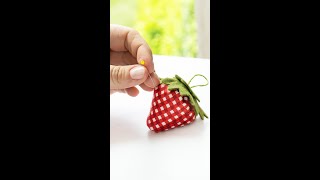 Simple & sweet, see how quickly Strawberry Pin Cushions are to make! ✂️