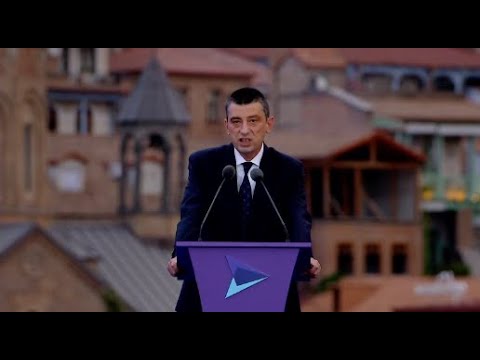 მელიასთვის გადადგა და ახლა მელიას მეორე ტურში გასათრევად იწყებს ბრძოლას - \'ოცნება\' გახარიაზე