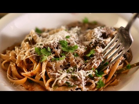 Creamy Balsamic Mushroom & Asparagus Fettuccine Recipe