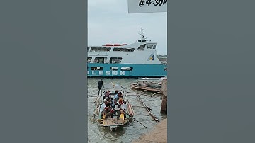 safety 1st #youtubeshorts #everyone #seafarer #safetyfirst