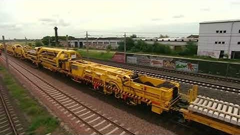 Railways Tracks Laying Machine Renewing A High Speed Railways Line
