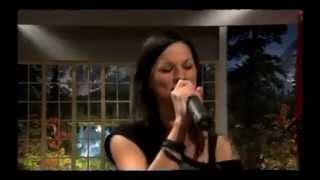 Christina Stürmer & Russkaja "Millionen Lichter" chords