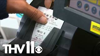 Powerball Jackpot reaches over $900M