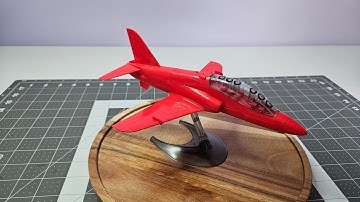 Satisfying Mini RAF Red Arrows Hawk Jet Model Build | Airfix Quickbuild RAF Red Arrows Hawk