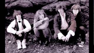 Rave On by R.E.M. (Live, 03-31-1981,Friday's , Greensboro, N.C.)