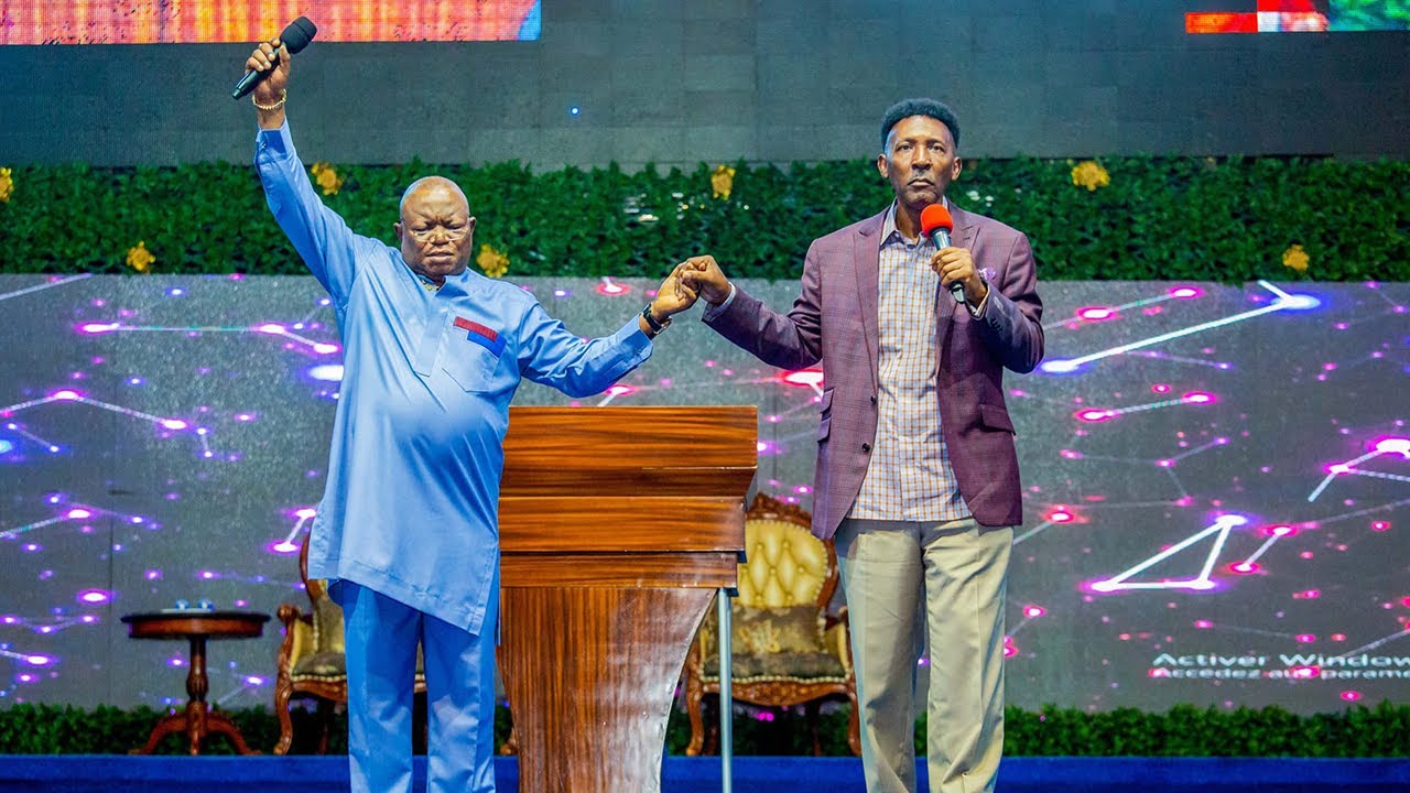 LA GRANDE CÉLÉBRATION « CIEL OUVERT »