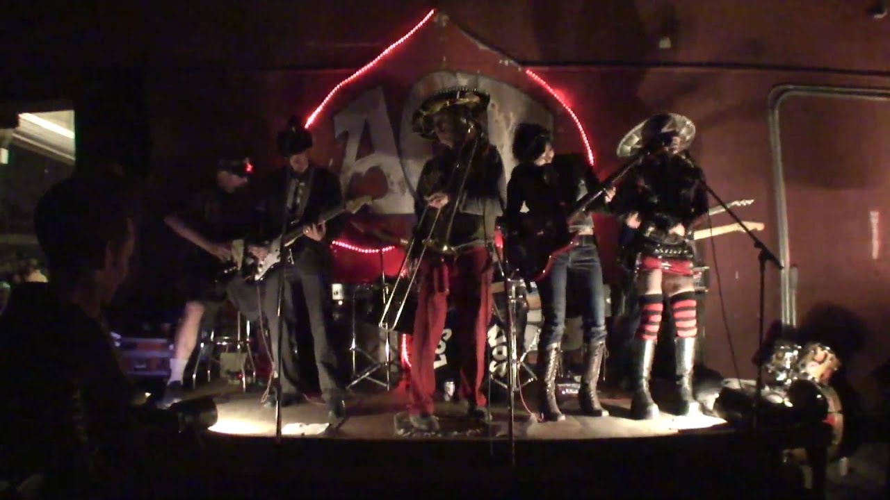 Los Banos (pt 1) July 10 2010 - YouTube