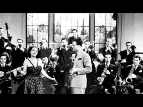 Artie Shaw ft Helen Forrest - Deep In A Dream (1938)