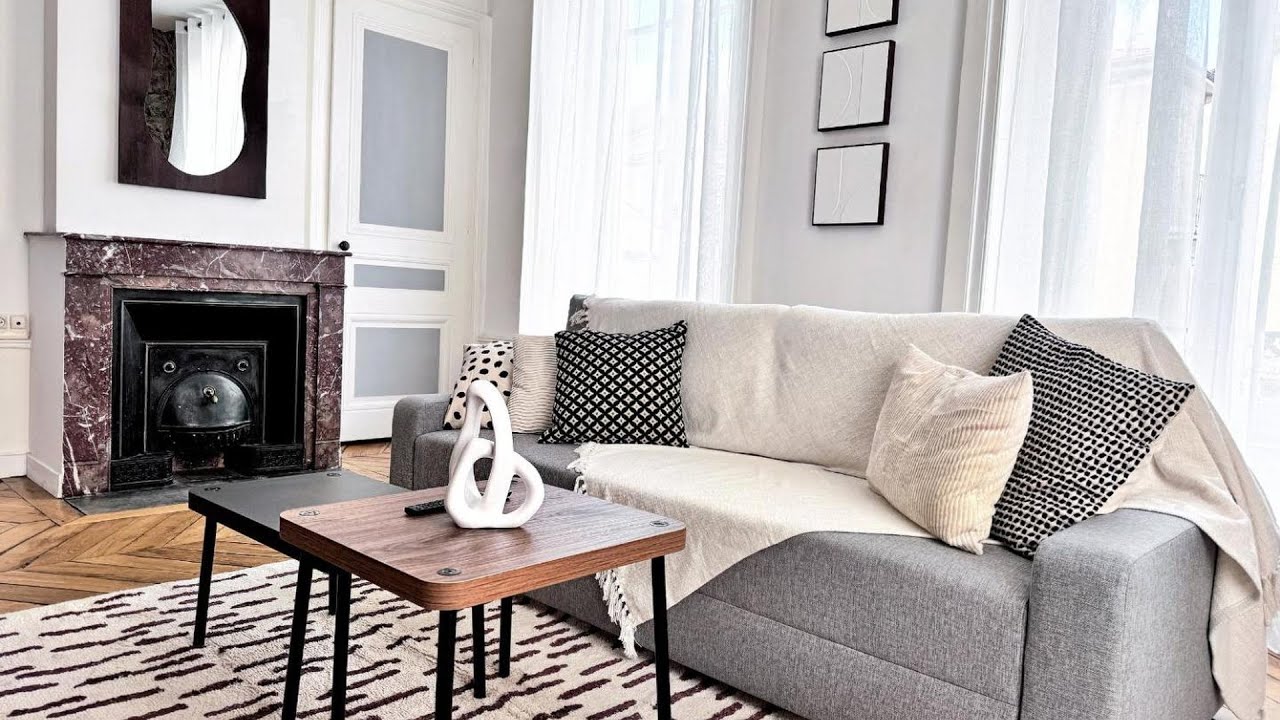 Suite Merengue - Check in h24 - Wifi | Lyon, France | Hotel Review 🌟