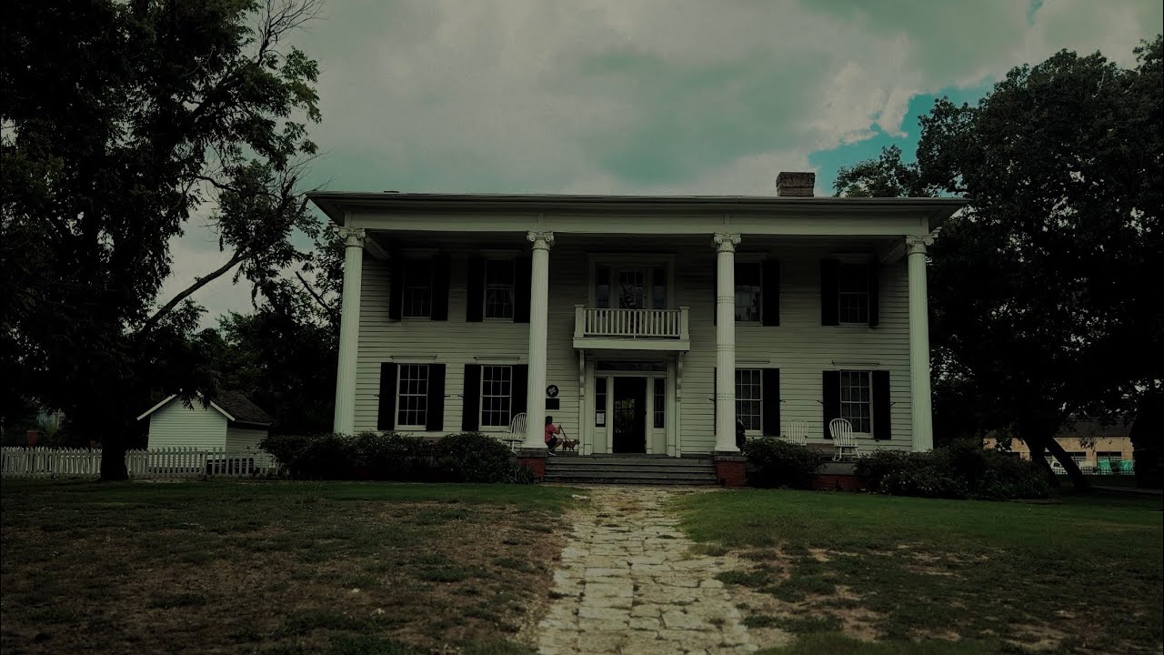 Southern Gothic Visual