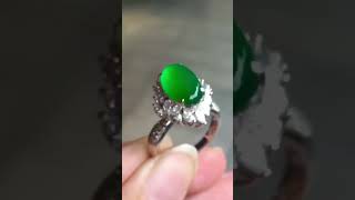 💐惊喜价🉐️73600高冰绿蛋面戒指💍质地清爽,清新时尚,品质极好 #翡翠 #翡翠玉石 #天然翡翠 #ring #jade #缅甸翡翠 💐惊喜价🉐️73600高冰绿蛋面戒指💍质地清爽,清新时尚,品质极好 #翡翠 #翡翠玉石 #天然翡翠 #ring #jade #缅甸翡翠