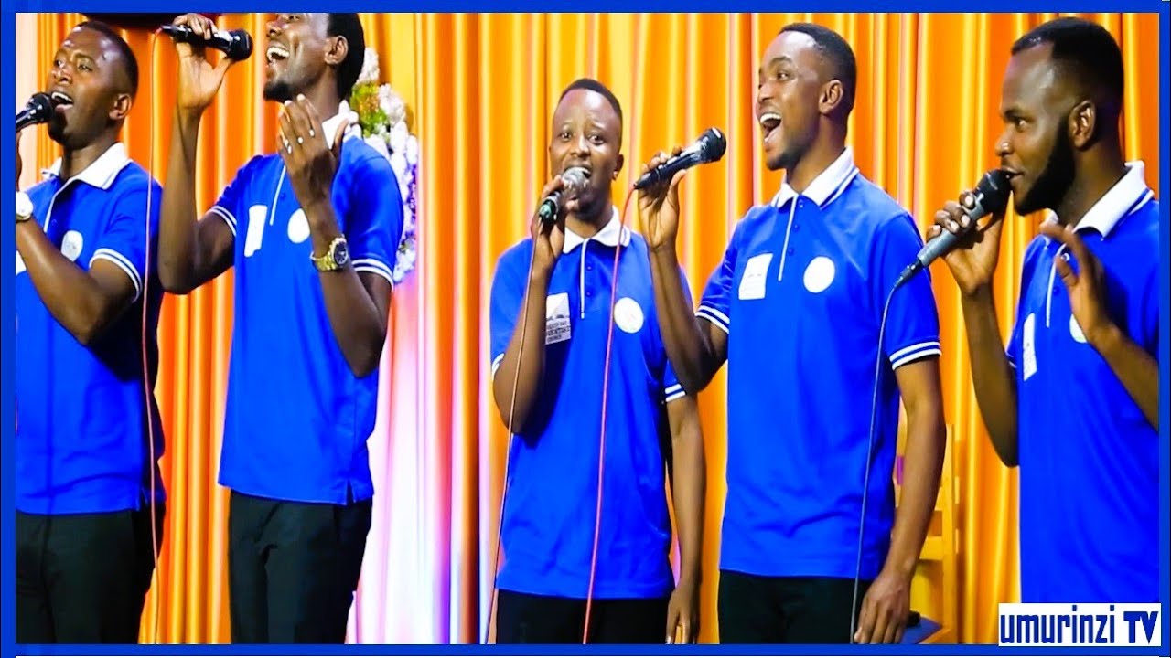 GUTANGIRA ISABATO: Chorale INYENYERI Z'IJURU na BARARENDEZA Augustin bakwifurije Isabato Nziza!