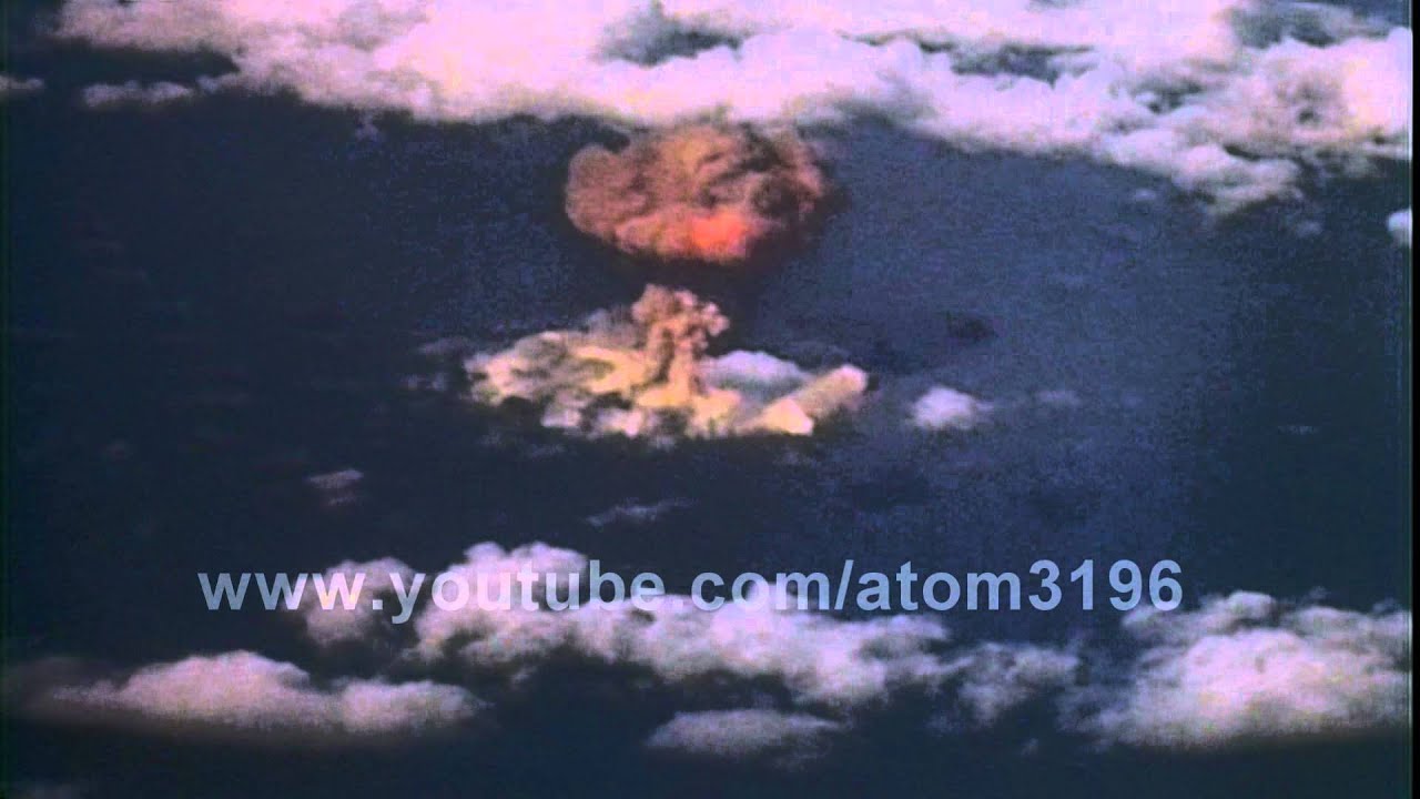 Hd 米国 原子爆弾の爆発 キノコ雲 ビキニ島 1946年 高い映画の復元 Youtube