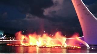 Поющий фонтан в олимпийском парке Сочи (The singing fountain in the Olympic Park Sochi)